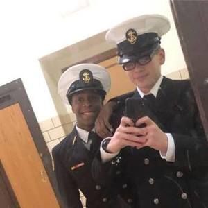 Meet your Posher, Elijah